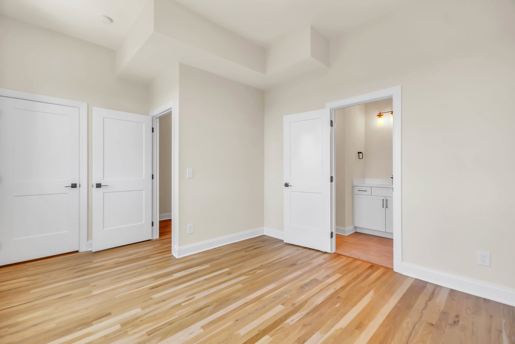 2122 Goodrich Avenue Nashville TN 37218