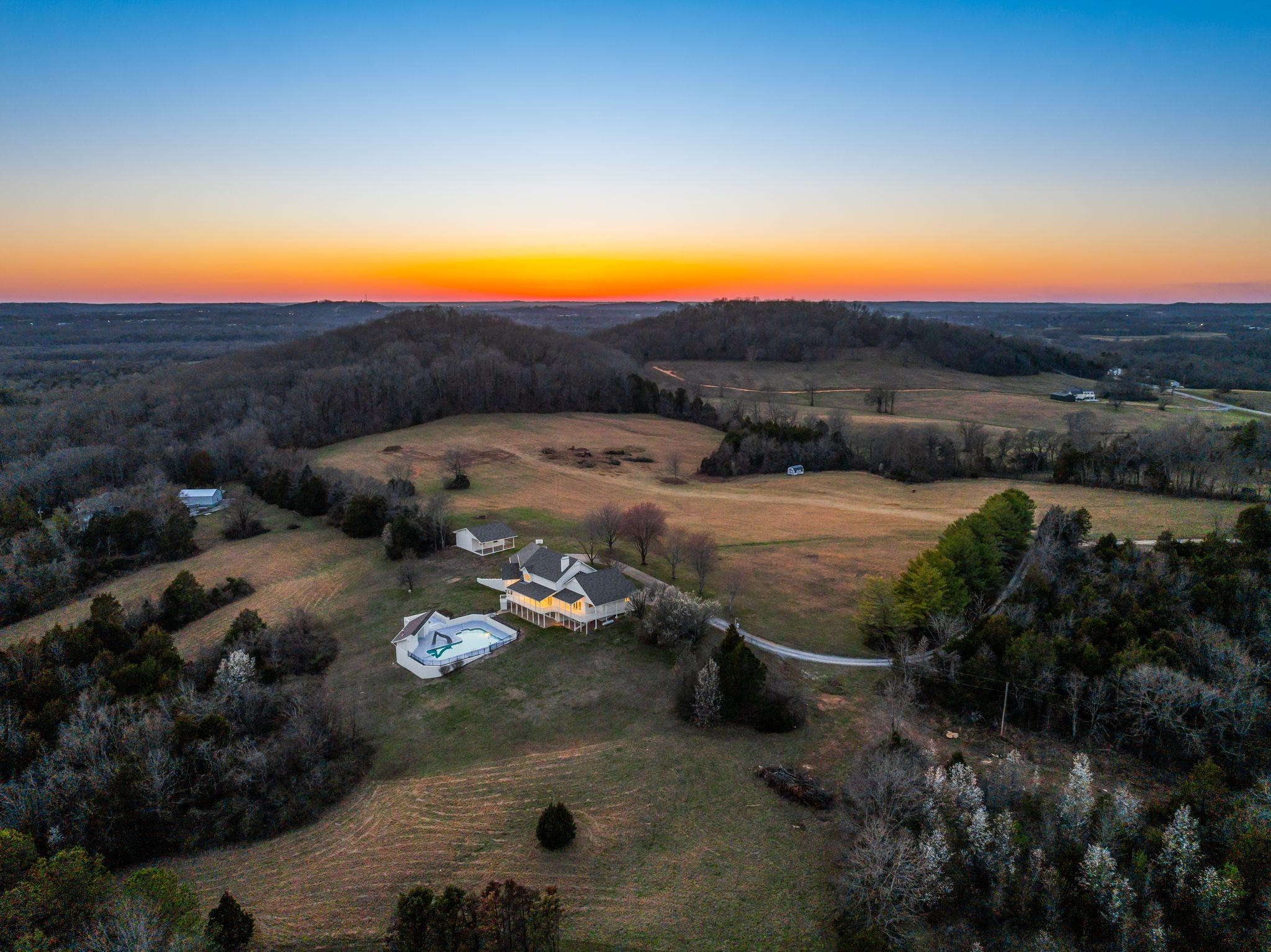 1230 Iron Bridge Road Columbia TN 38401