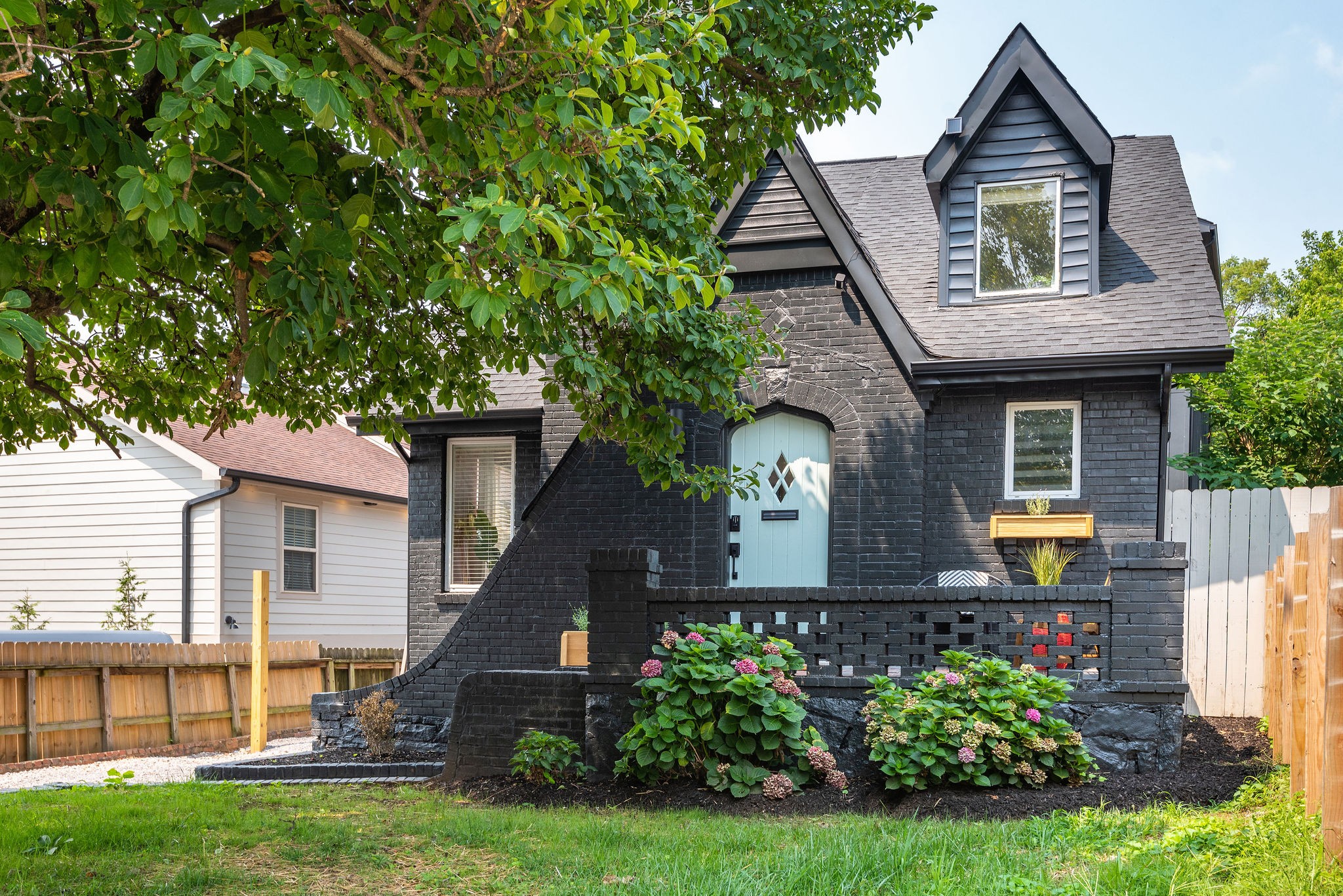 909 19th Avenue N Nashville TN 37208