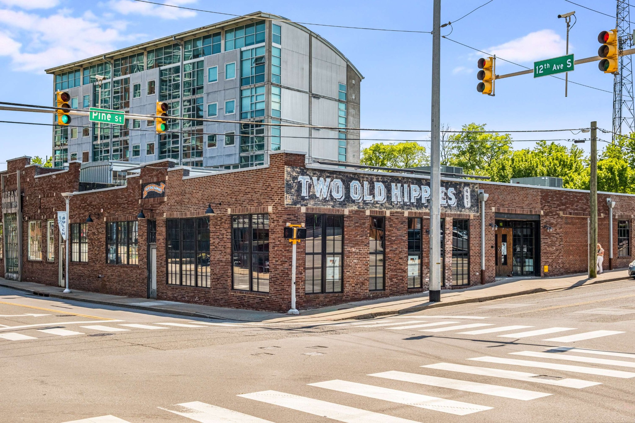 1510 Demonbreun Street Nashville TN 37203