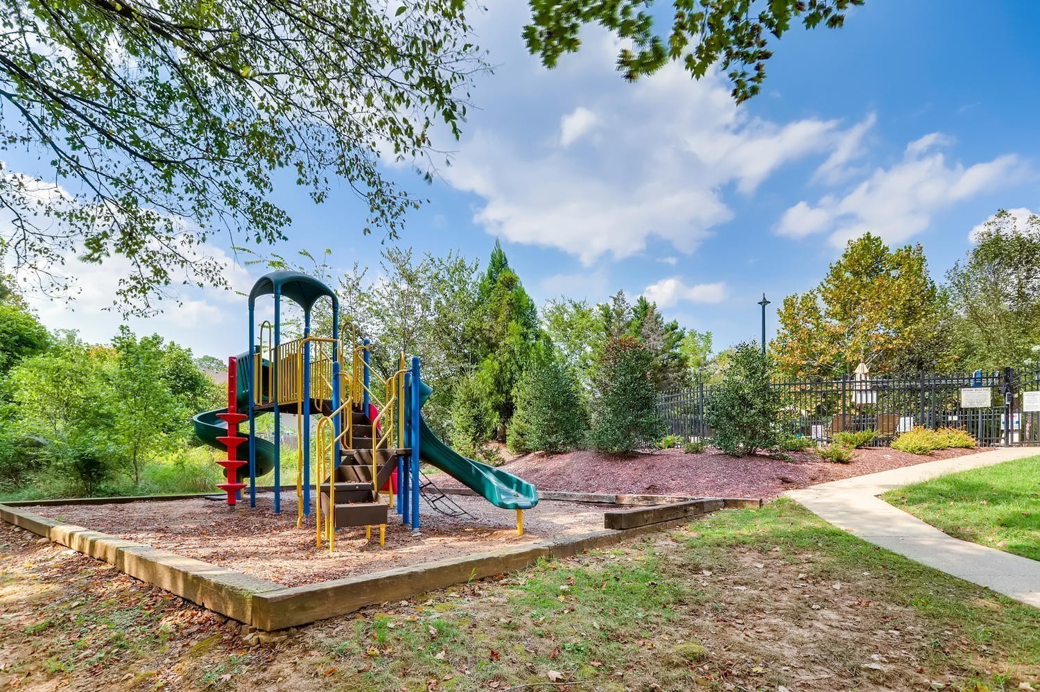 2505 Edinburgh Street Old Hickory TN 37138