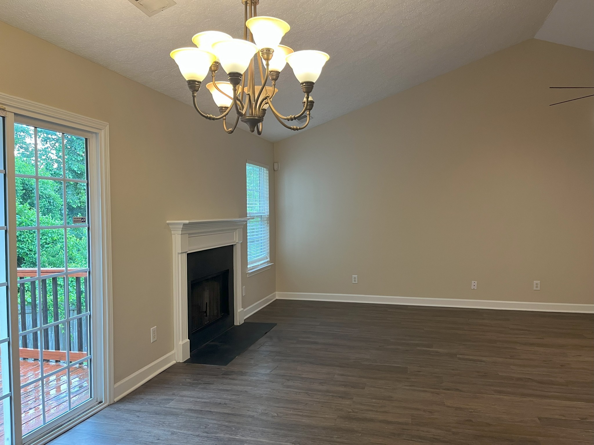 2505 Edinburgh Street Old Hickory TN 37138