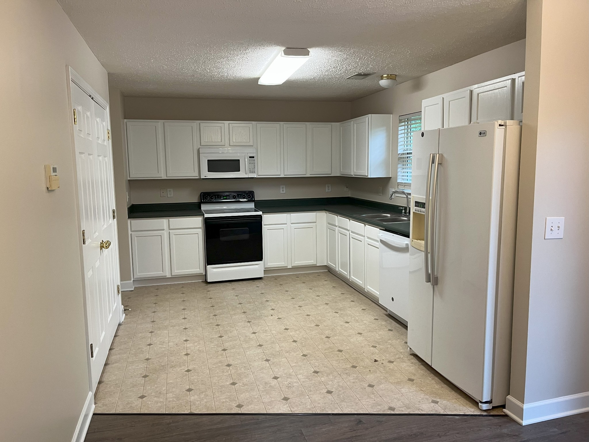 2505 Edinburgh Street Old Hickory TN 37138