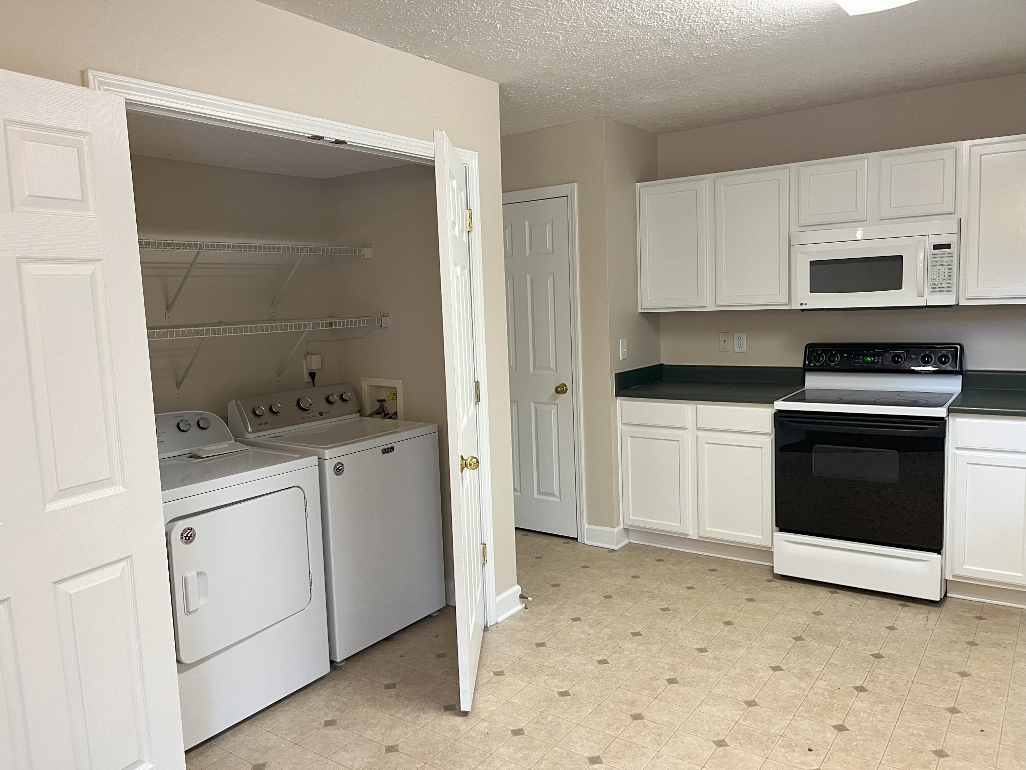 2505 Edinburgh Street Old Hickory TN 37138