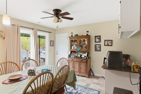 615 Rogues Fork Road Bethpage TN 37022