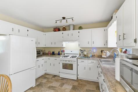 615 Rogues Fork Road Bethpage TN 37022