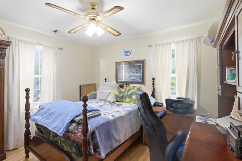 615 Rogues Fork Road Bethpage TN 37022