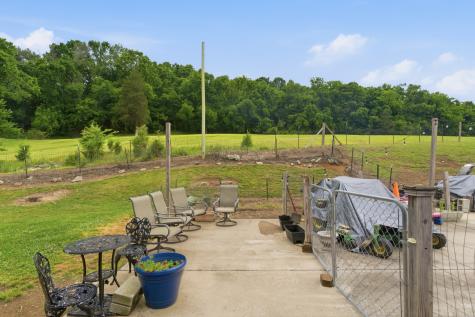 615 Rogues Fork Road Bethpage TN 37022