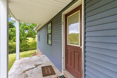 615 Rogues Fork Road Bethpage TN 37022