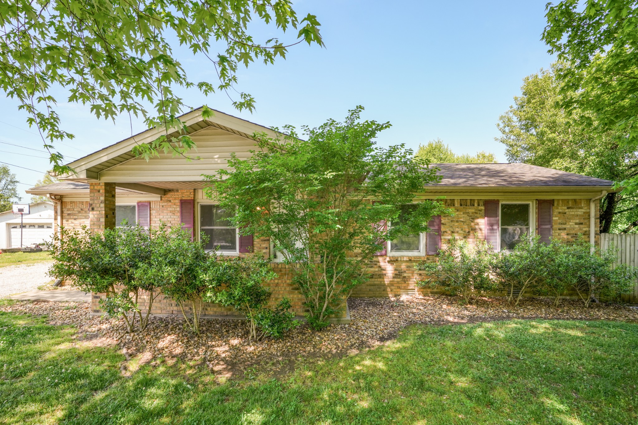 1106 Highway 48, S Dickson TN 37055