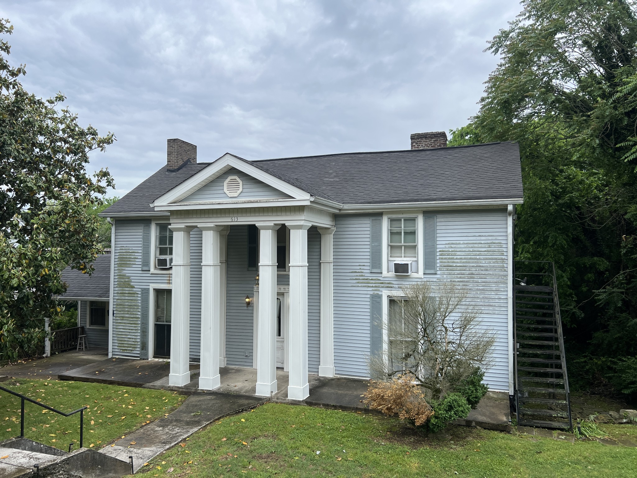 613 W 7th Street Columbia TN 38401