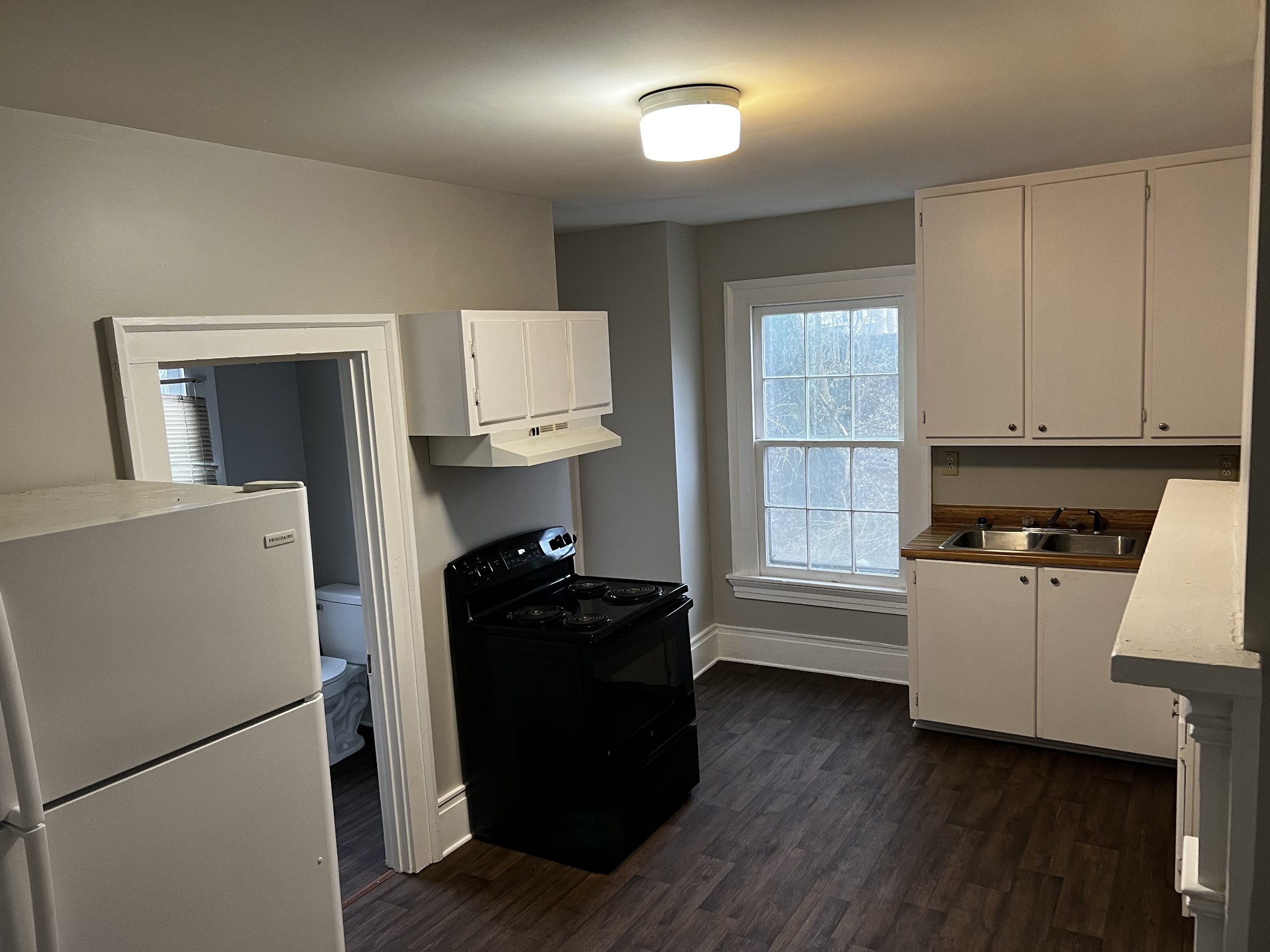 613 W 7th Street Columbia TN 38401