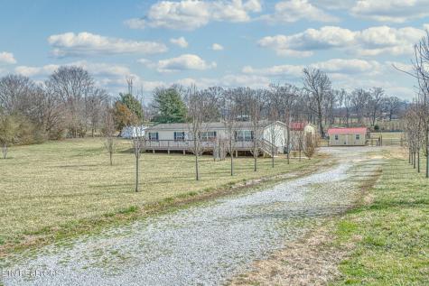 791 Old Kentucky Road Sparta TN 38583