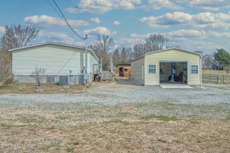 791 Old Kentucky Road Sparta TN 38583