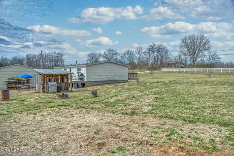 791 Old Kentucky Road Sparta TN 38583
