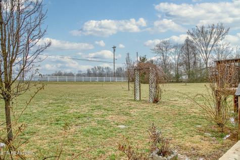 791 Old Kentucky Road Sparta TN 38583