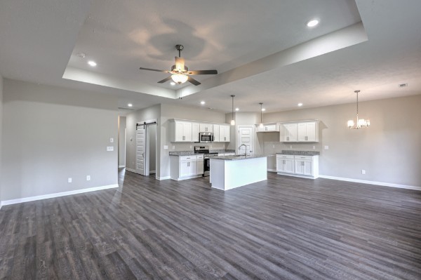 21 Bartow Street Decherd TN 37324
