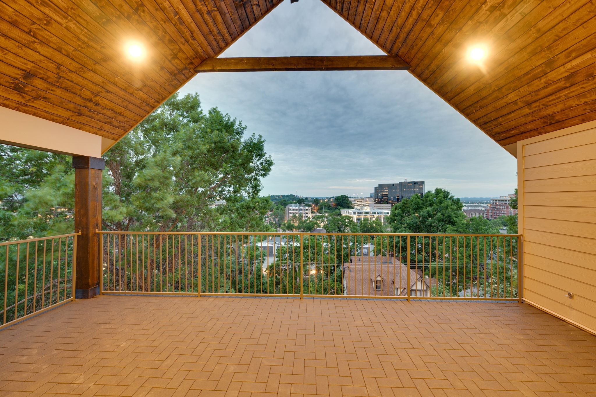 3304 Love Circle Nashville TN 37212