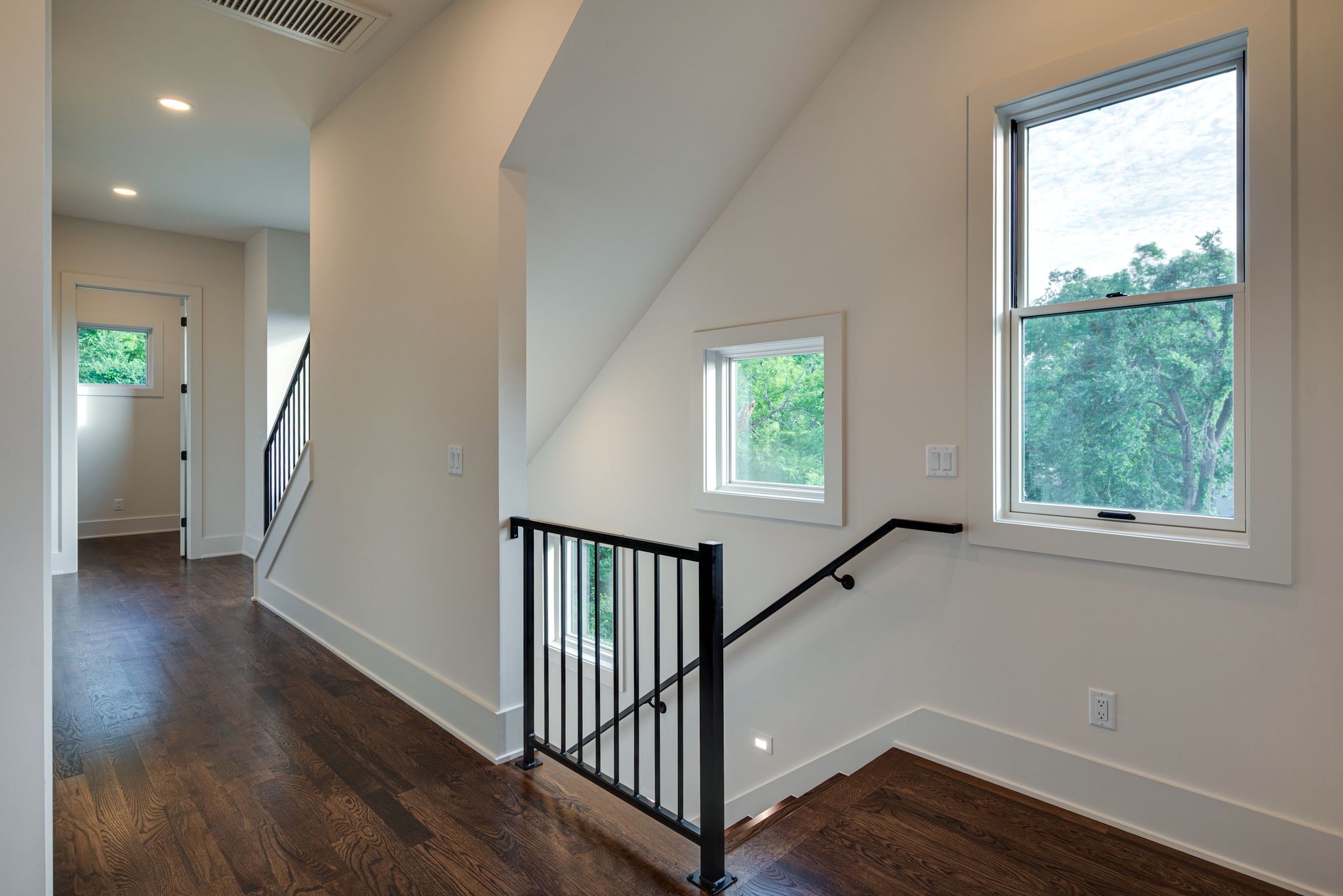 3304 Love Circle Nashville TN 37212