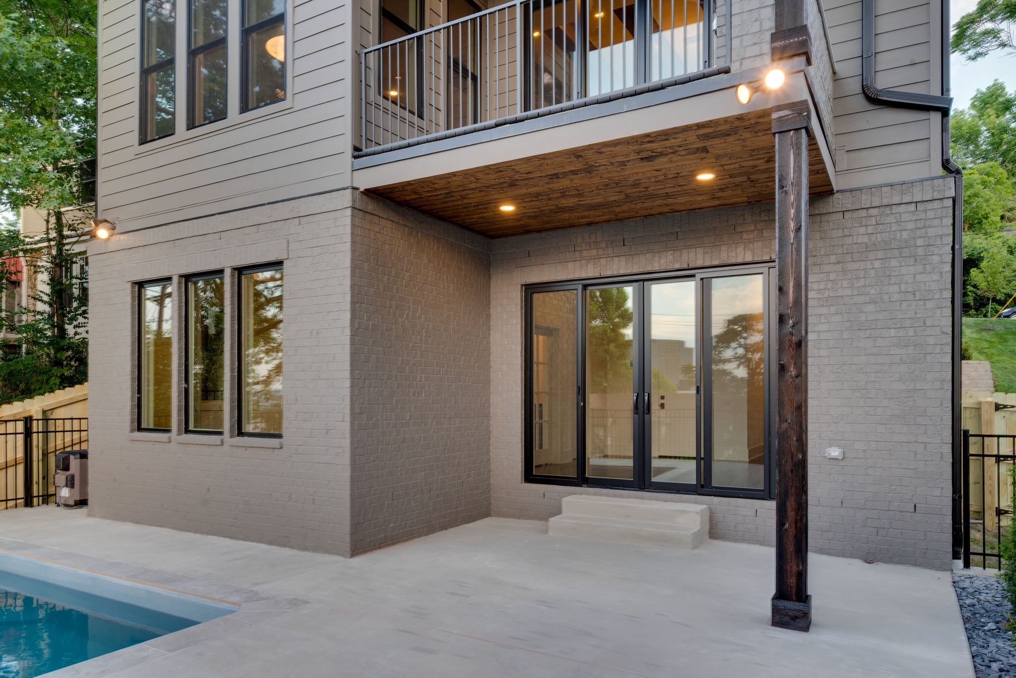 3304 Love Circle Nashville TN 37212