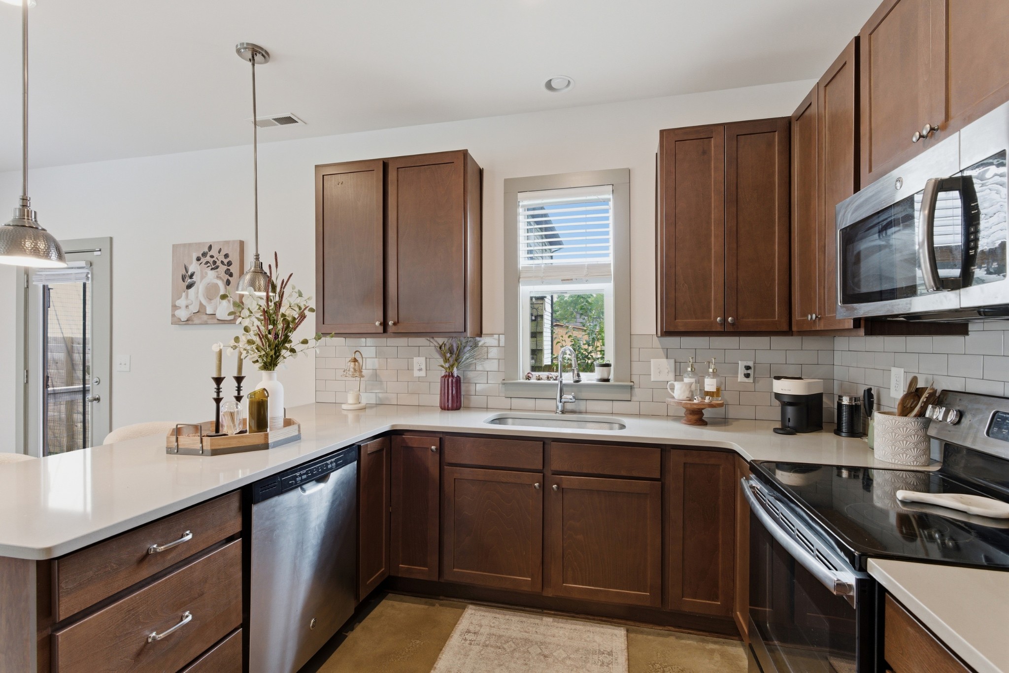 2140 15th Ave, N Nashville TN 37208