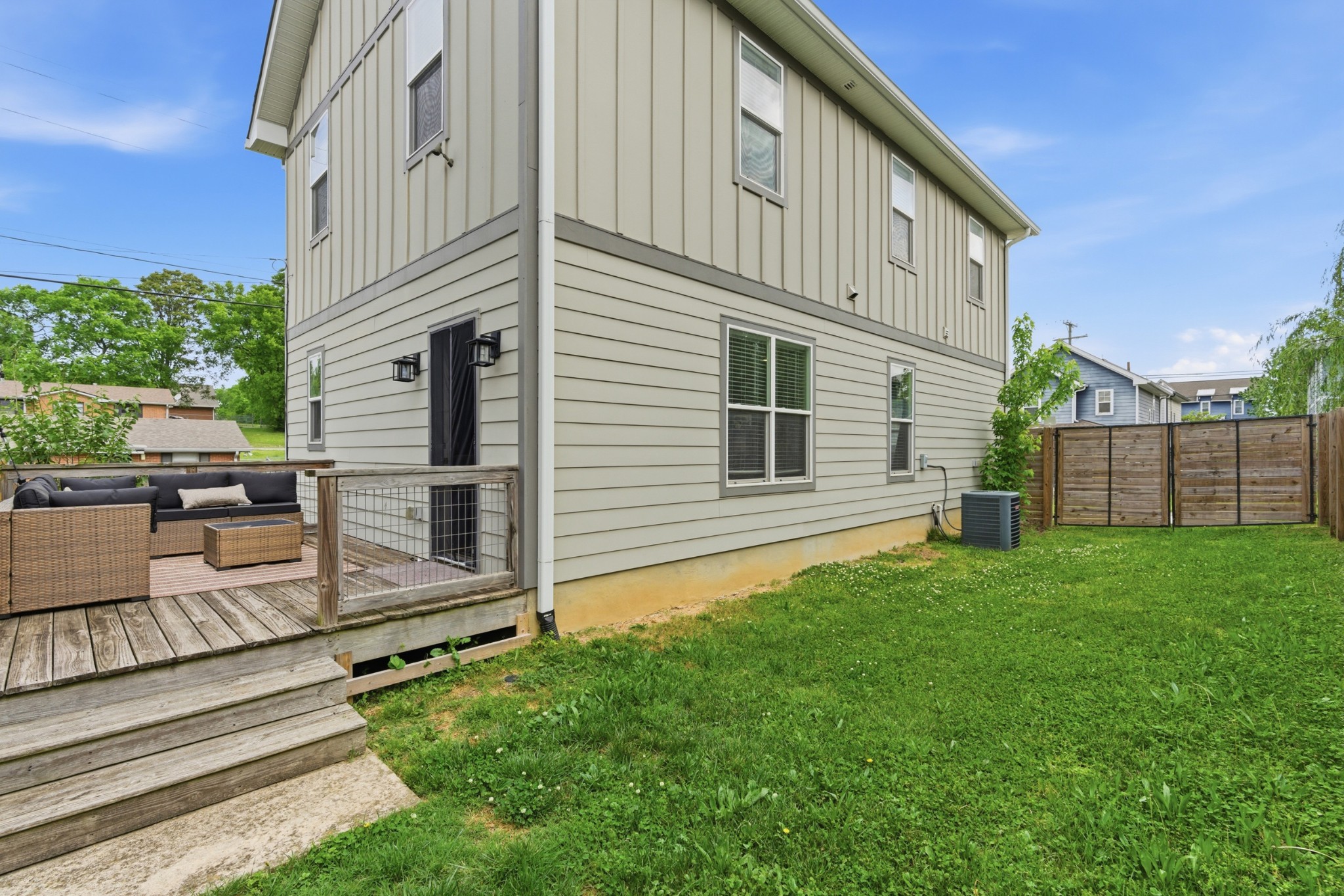 2140 15th Ave, N Nashville TN 37208