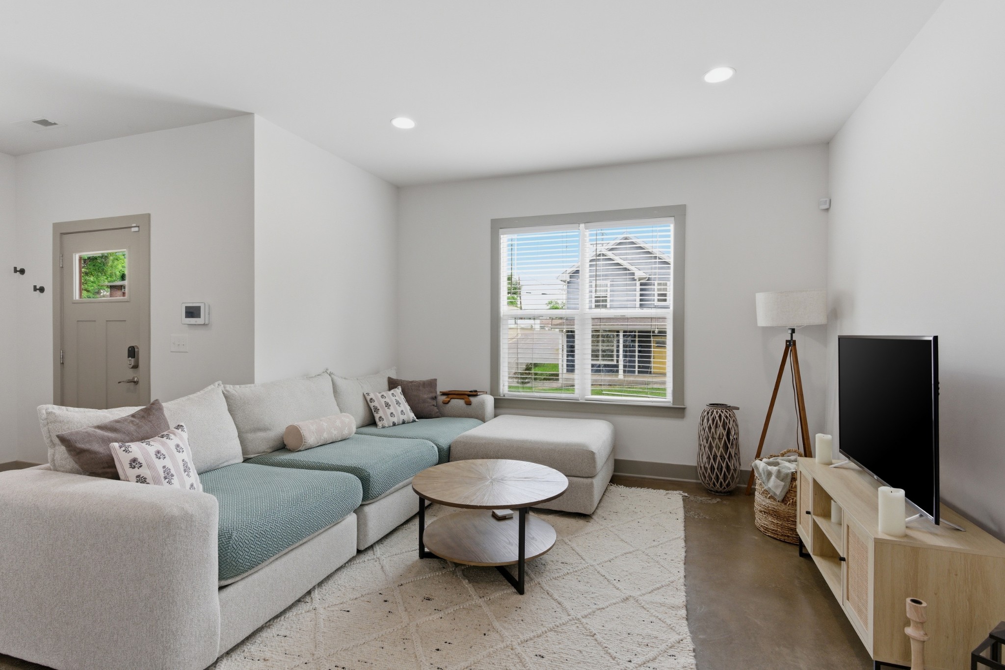 2140 15th Ave, N Nashville TN 37208