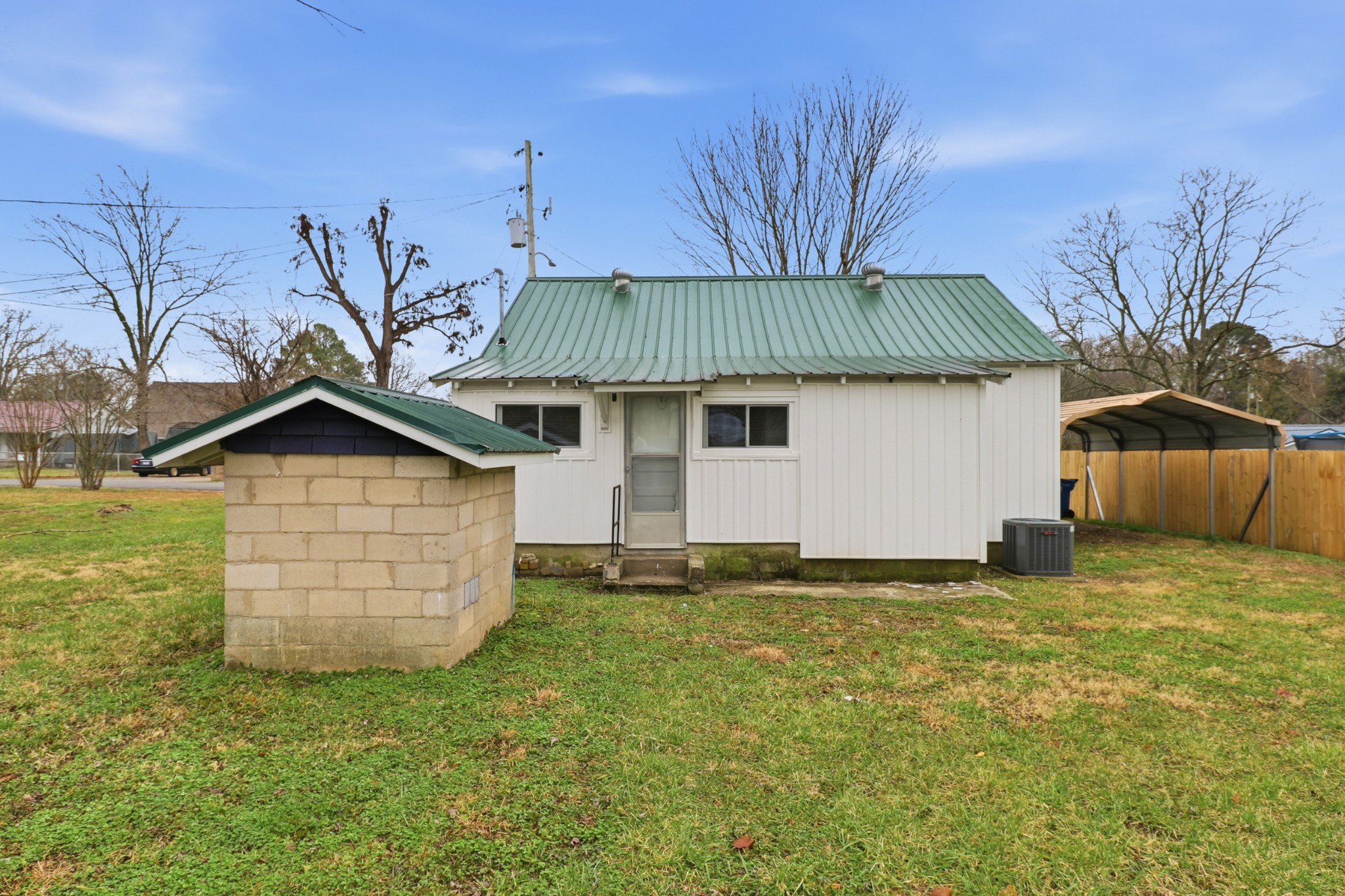 612 Maple Street Manchester TN 37355