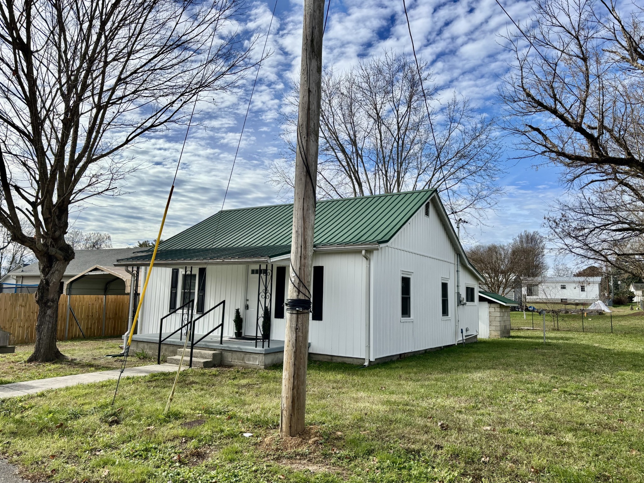 612 Maple Street Manchester TN 37355