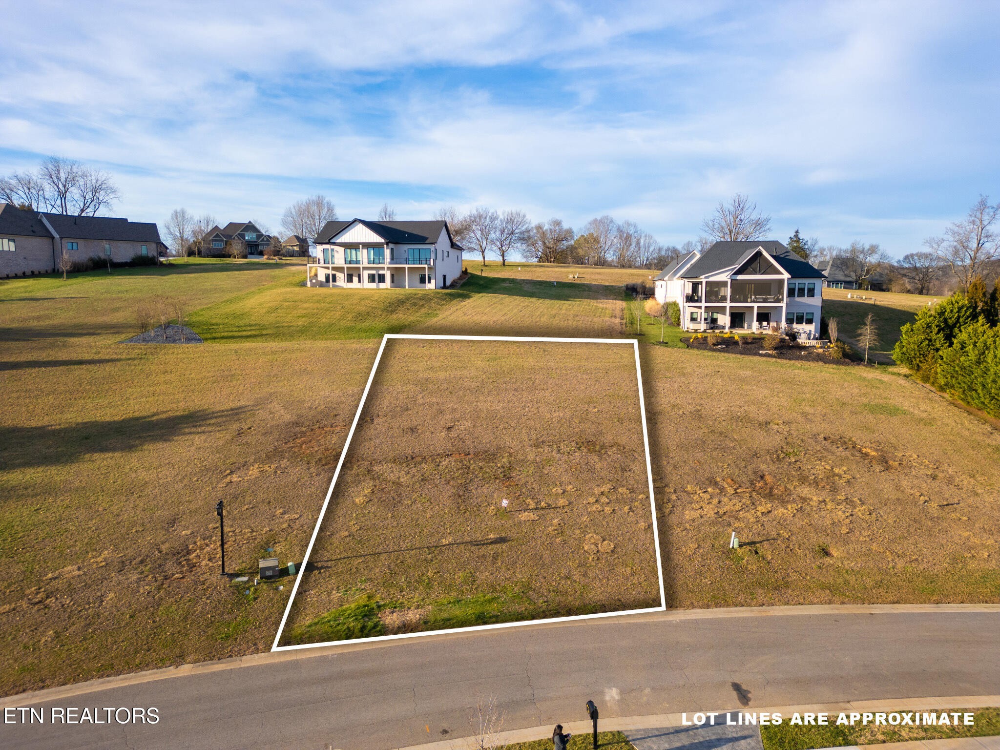 325 Chestnut Lane Loudon TN 37774