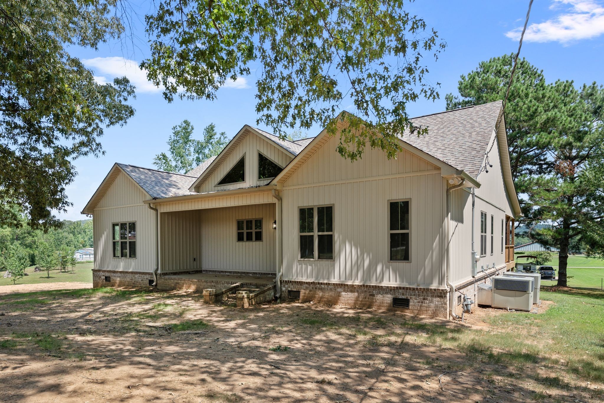 324 Fisherdale Drive Decaturville TN 38329