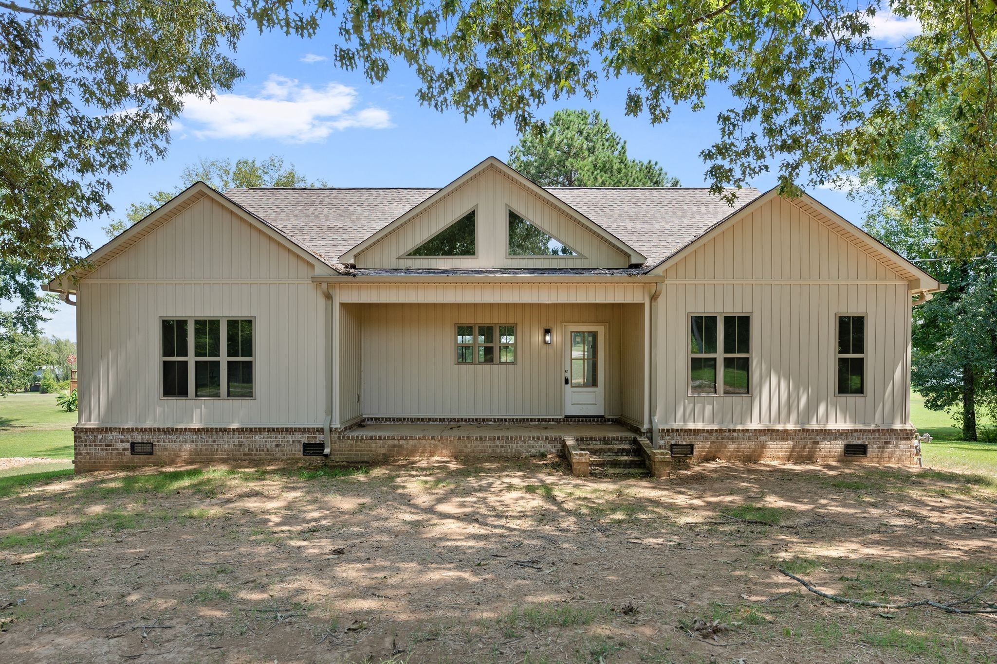 324 Fisherdale Drive Decaturville TN 38329