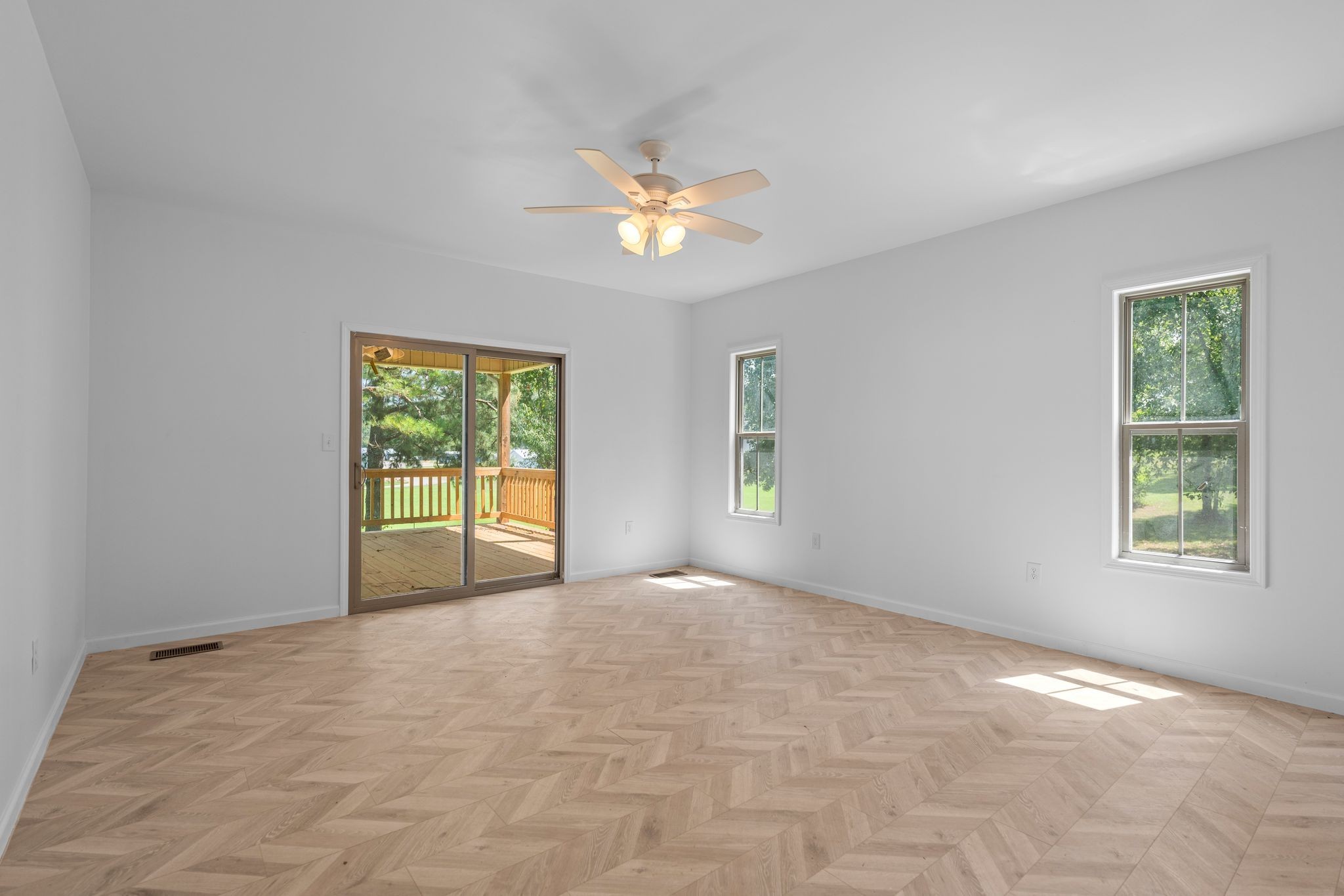 324 Fisherdale Drive Decaturville TN 38329