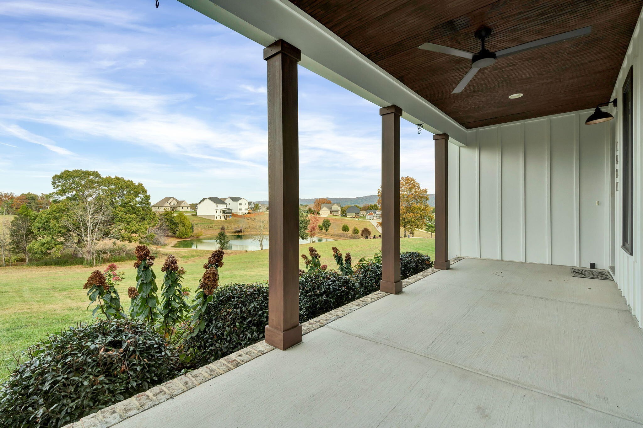 7407 Pond View Harrison TN 37341