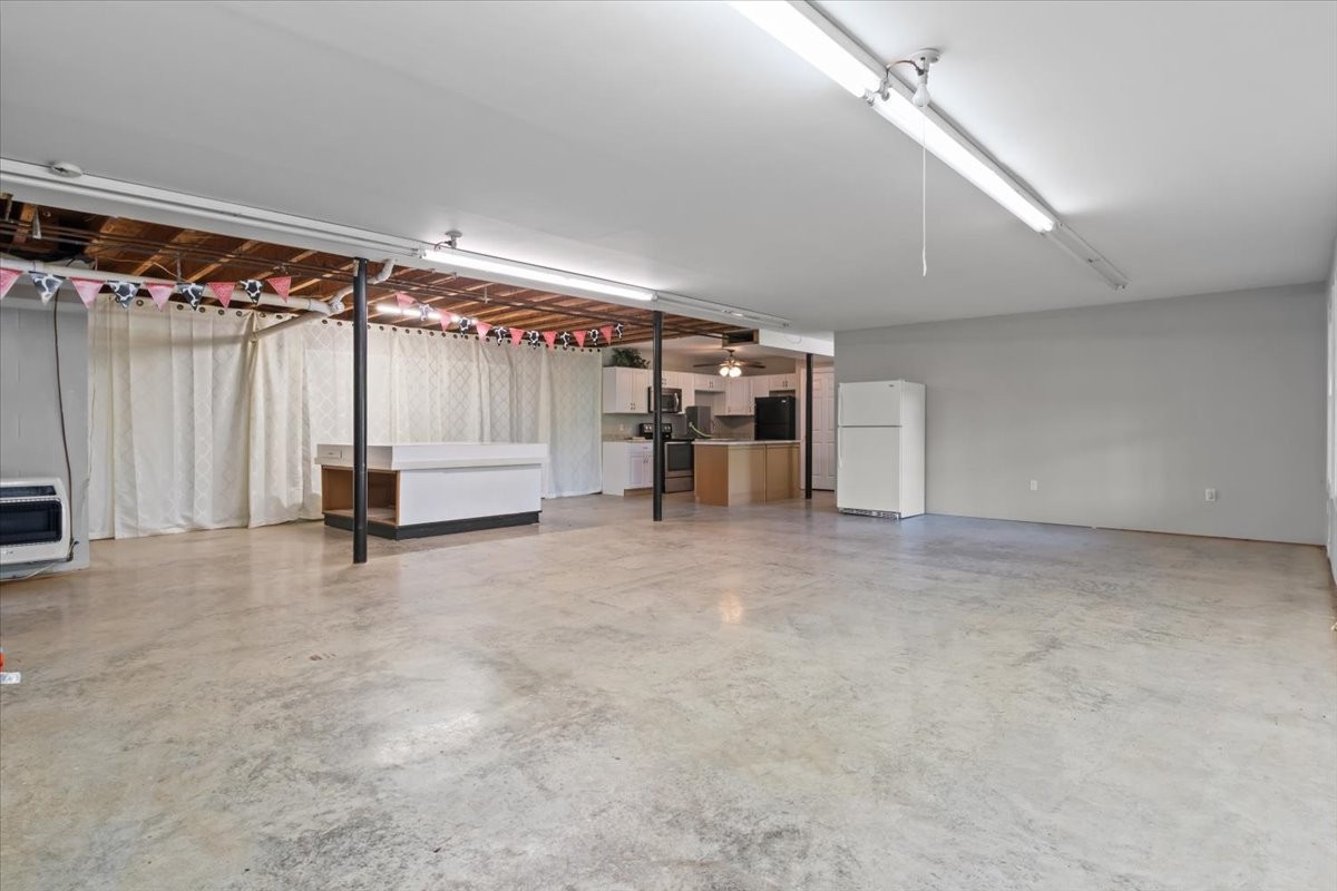 2440 Maple Grove Road Dickson TN 37055