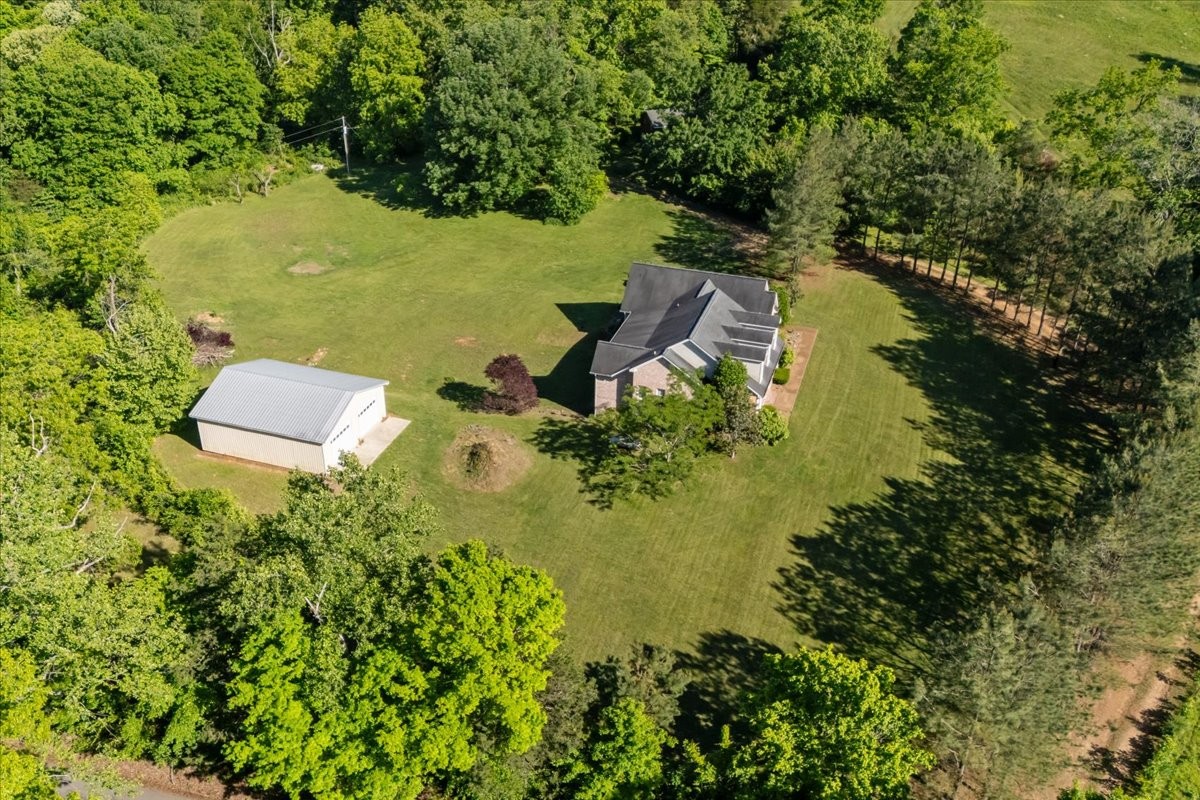 2440 Maple Grove Road Dickson TN 37055