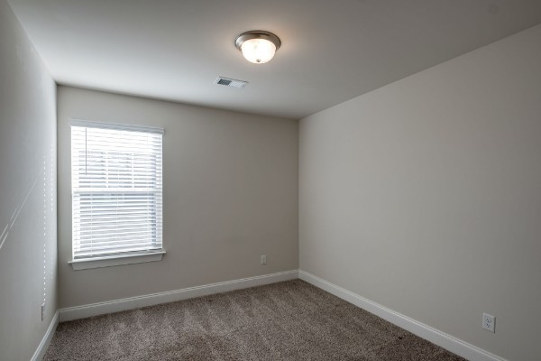 857 Longleaf Lane Columbia TN 38401