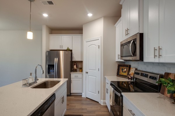 857 Longleaf Lane Columbia TN 38401