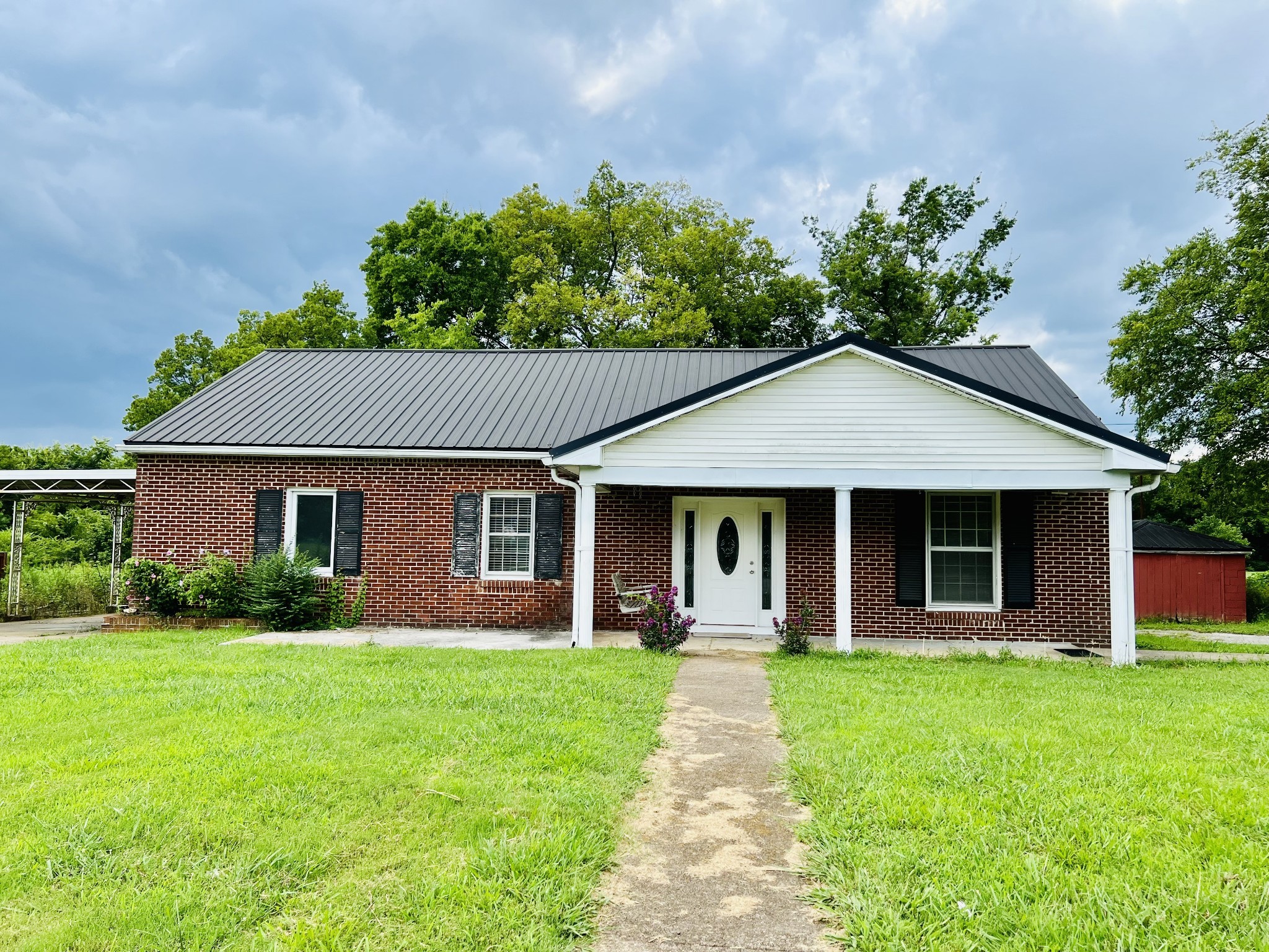 1556 Sparta Pike Lebanon TN 37090