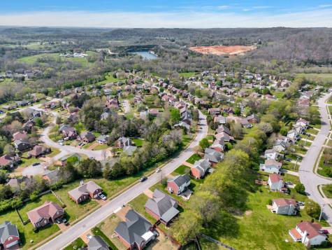 8128 Settlers Way Nashville TN 37221