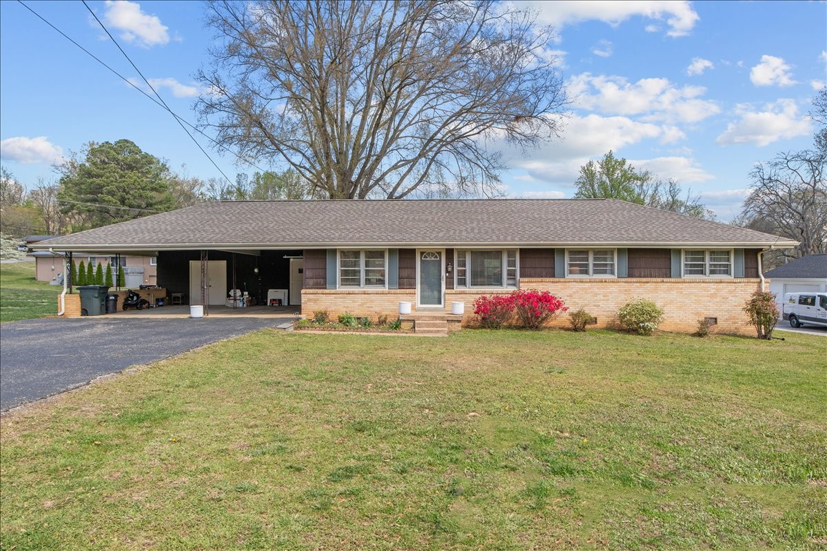 1112 Bridgette Street Paris TN 38242