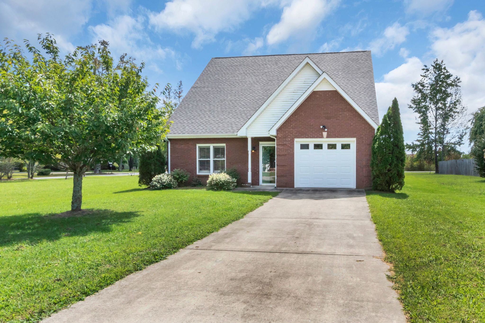 520 Lautzenheiser Place Monteagle TN 37356