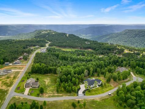1711 Raulston Falls Road Jasper TN 37347