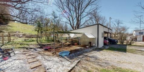419 E Main Street Red Boiling Springs TN 37150
