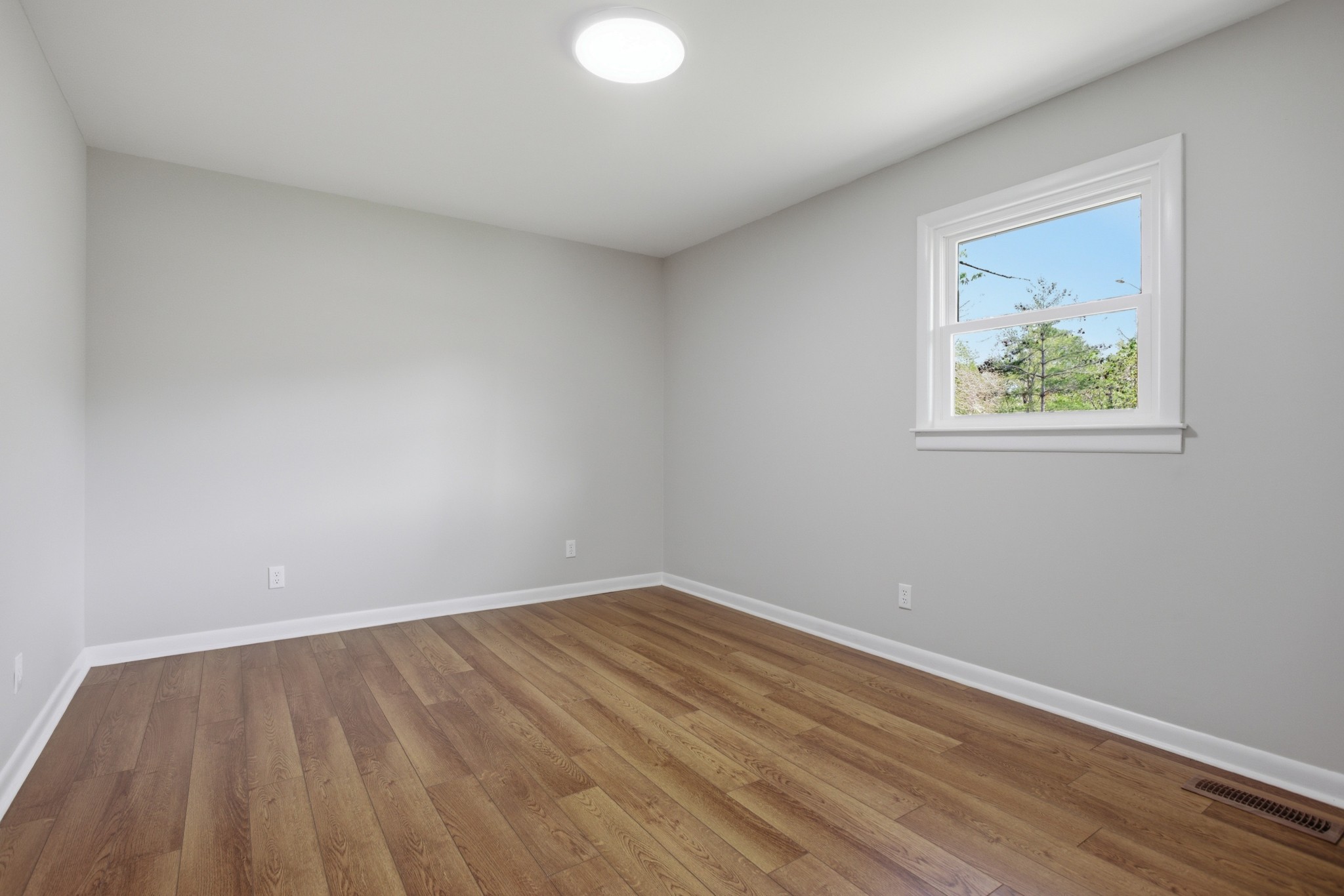 1416 Oakmont Circle Centerville TN 37033