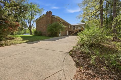 1416 Oakmont Circle Centerville TN 37033