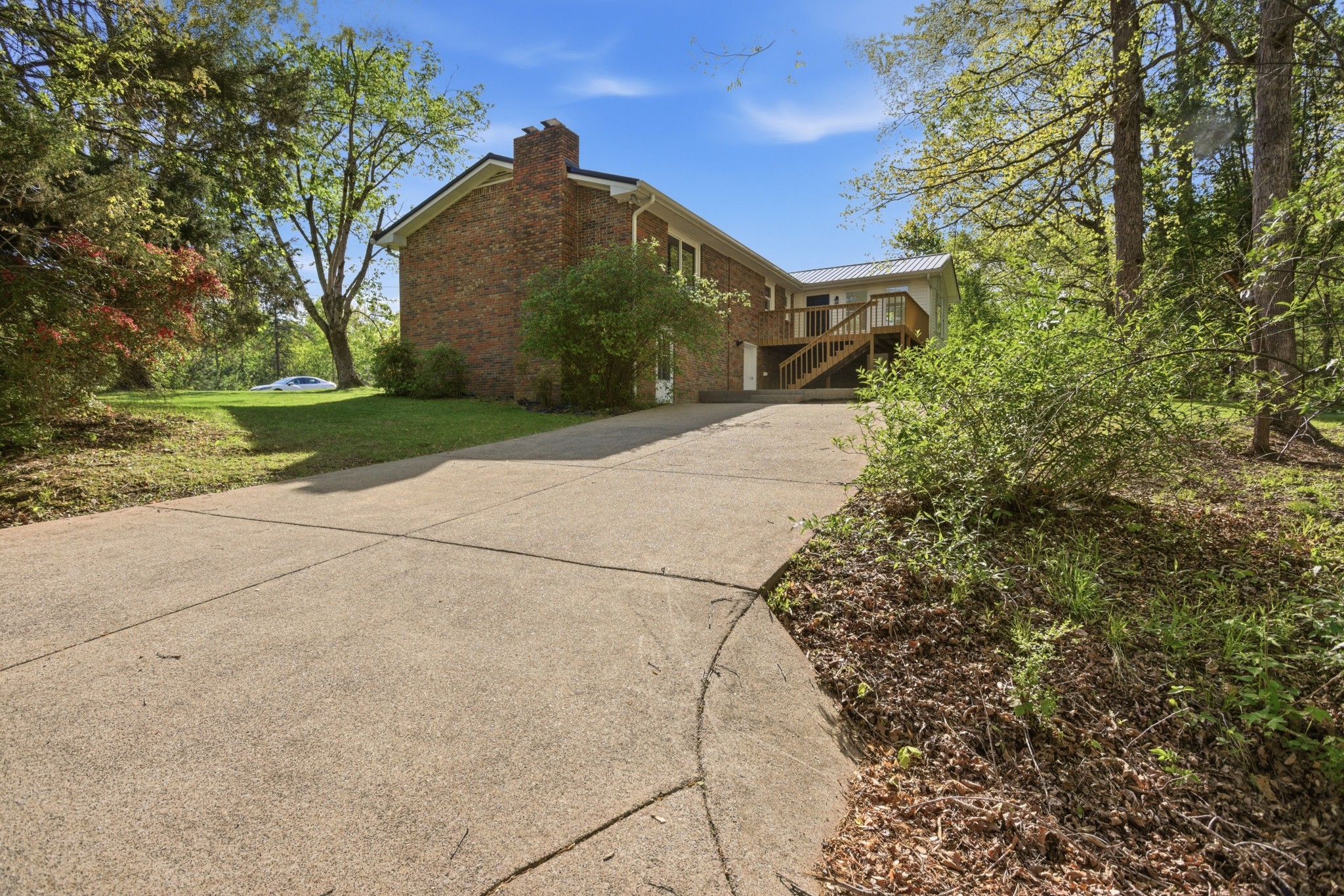 1416 Oakmont Circle Centerville TN 37033