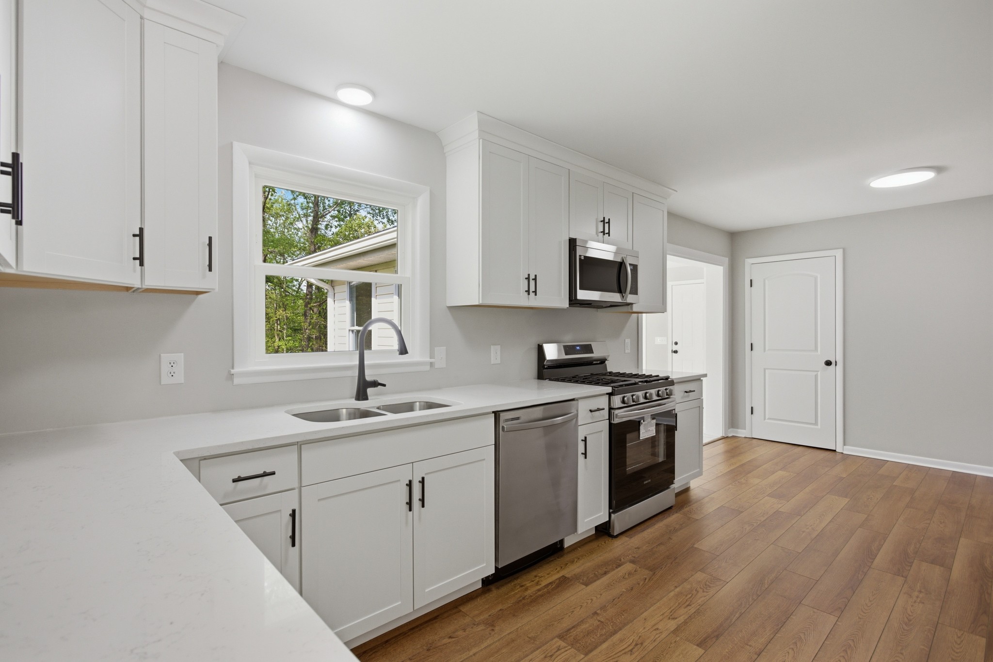 1416 Oakmont Circle Centerville TN 37033