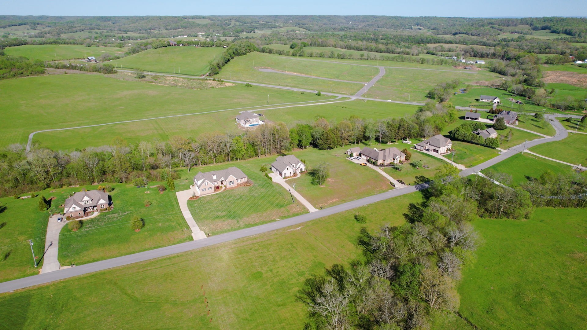 126 Tom Walker Drive Beechgrove TN 37018