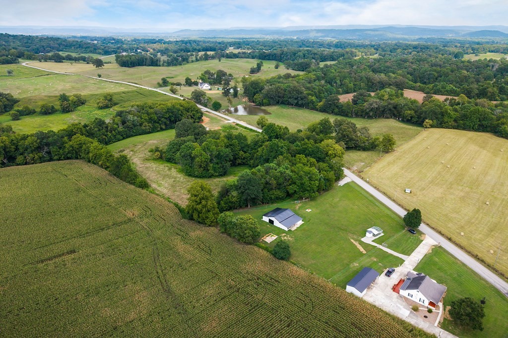 1462 Franks Ferry Road Sparta TN 38583